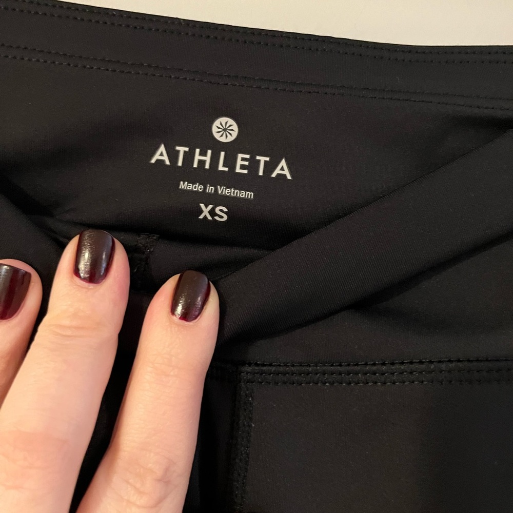 Athleta Cropped Leggings Black Size XS - Picture 3 of 5